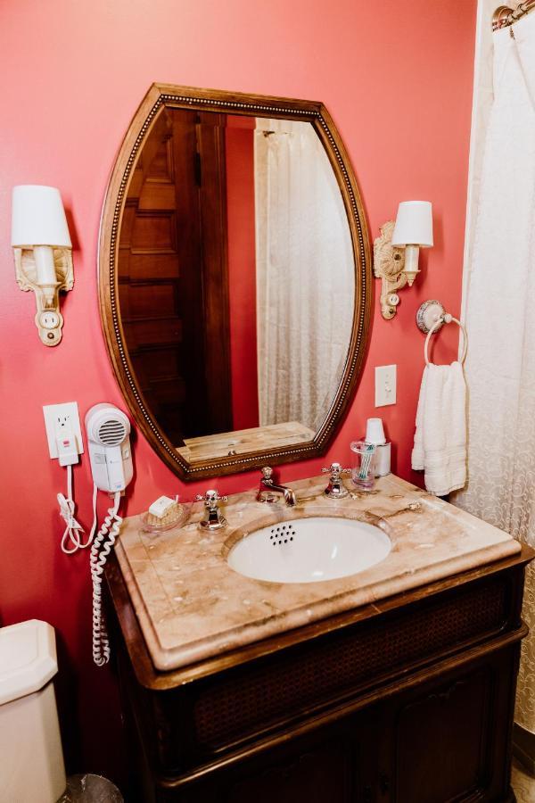 Dundee 1897 Beekman House Bed And Breakfast מראה חיצוני תמונה