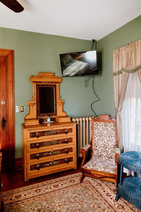 Dundee 1897 Beekman House Bed And Breakfast מראה חיצוני תמונה