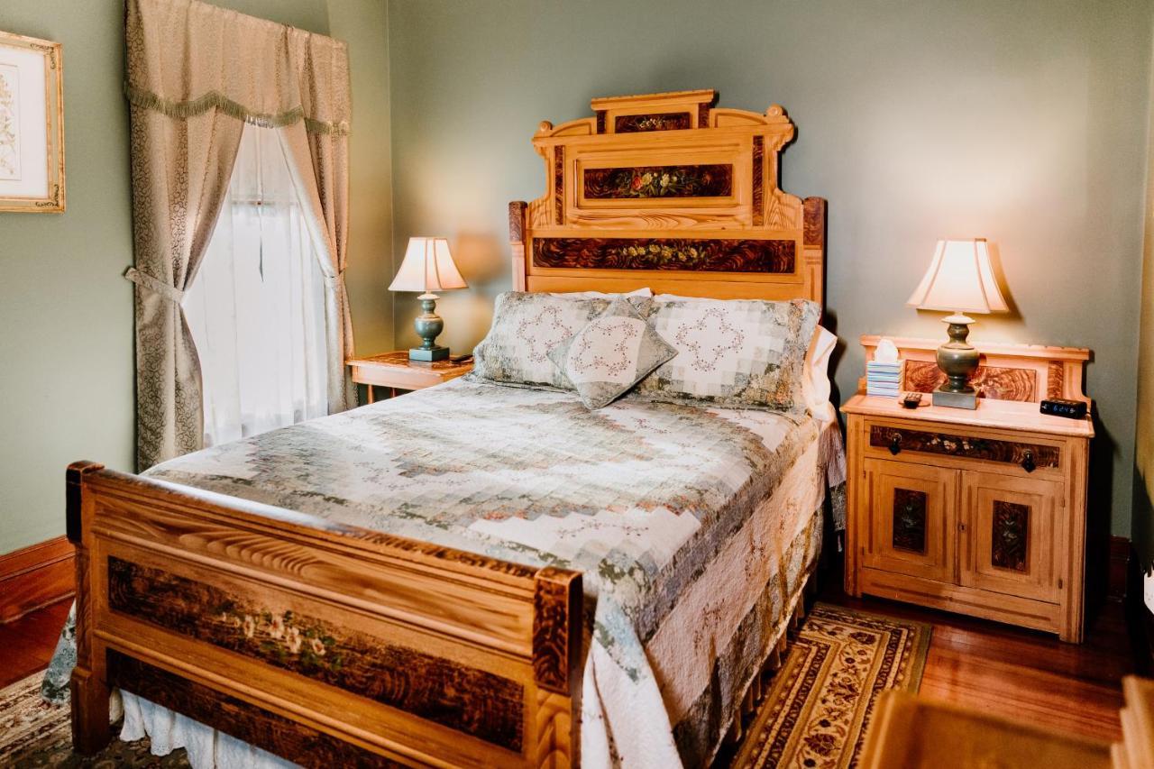 Dundee 1897 Beekman House Bed And Breakfast מראה חיצוני תמונה